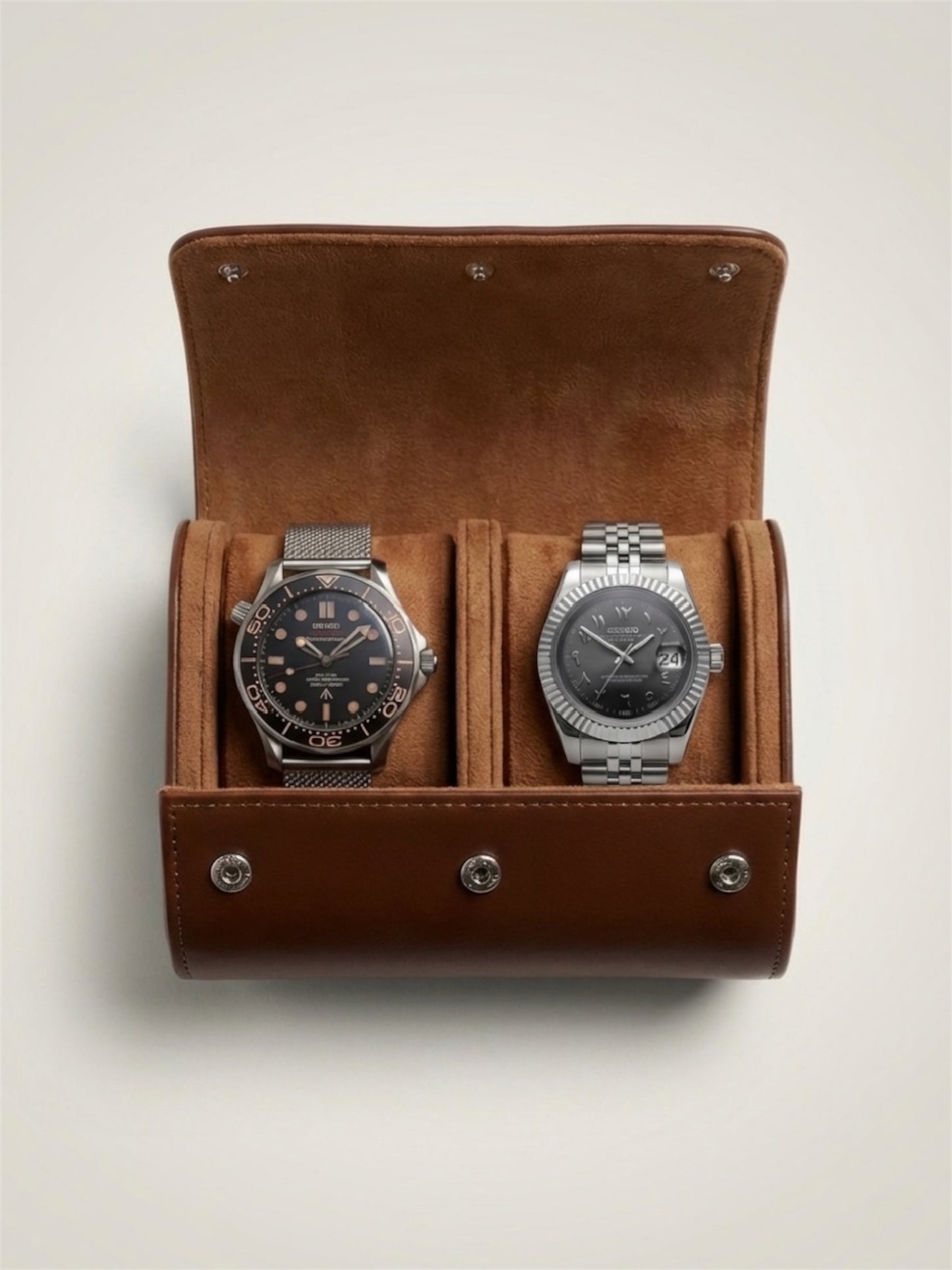 dubbel-Resefodral-travelcase-leather-open