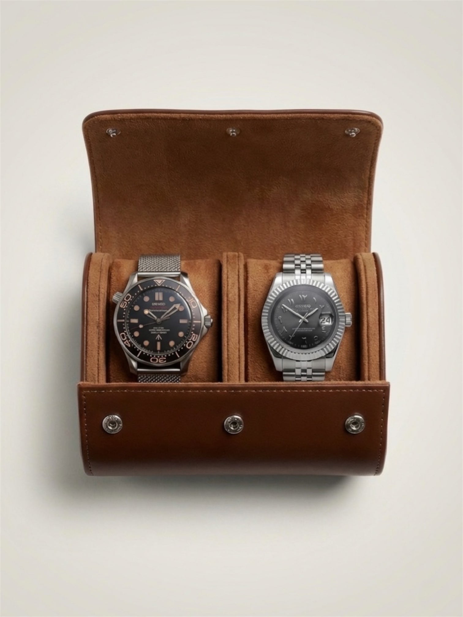 dubbel-Resefodral-travelcase-leather-open